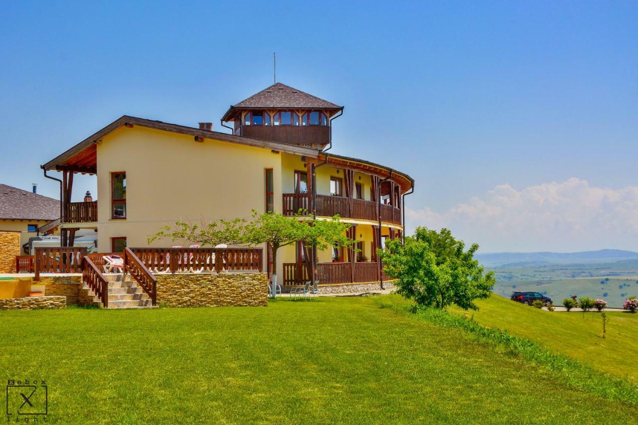 Pensiunea Casa Buna Girbova Exterior photo